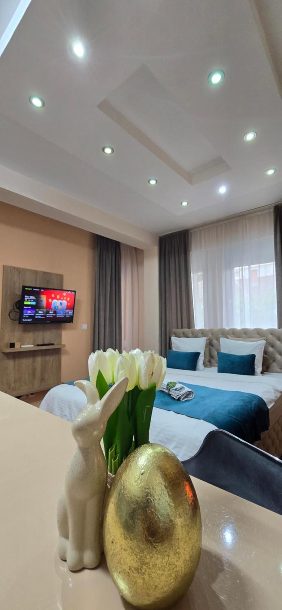 Design Business Lux 4 Star 